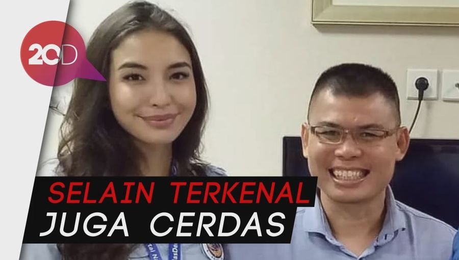 Chris John Sampai Manohara Daftar Caleg dari NasDem