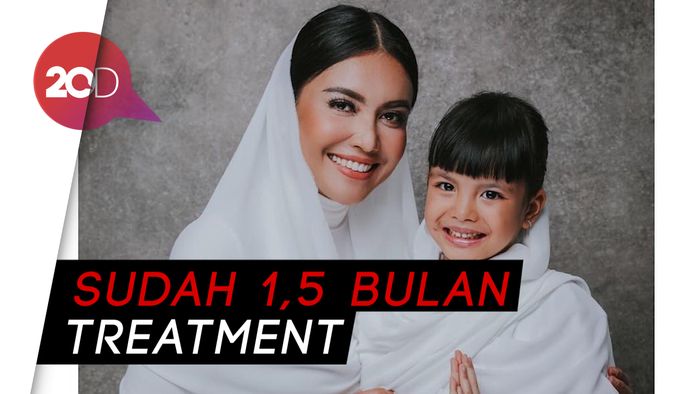 Hancur Hati Denada Mendengar Anaknya Divonis Leukemia