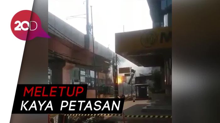 Video Kabel PLN Terbakar