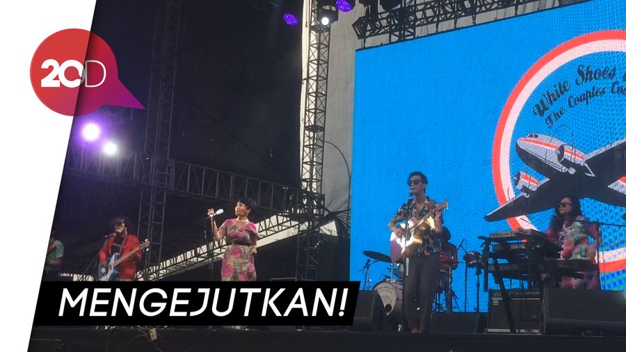 Gokil!  Penampilan White Shoes di WTF 2018 Ditonton Jokowi