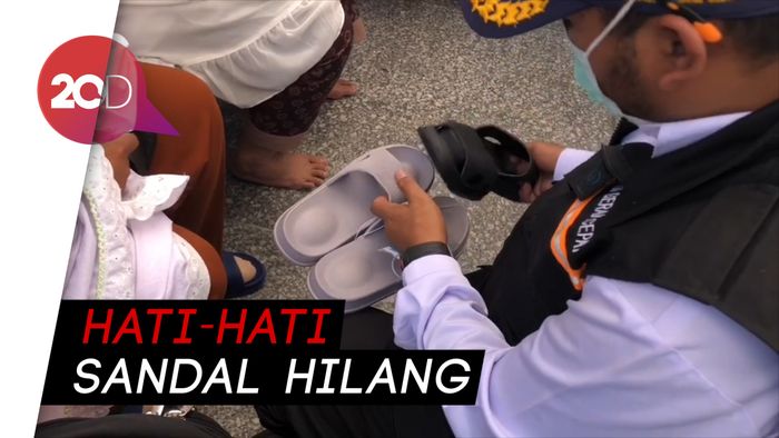 Masjid Nabawi Semakin Penuh, Banyak Jemaah Indonesia Kehilangan Sandal