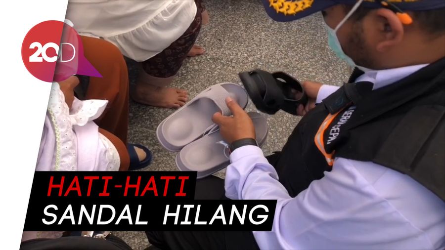 Masjid Nabawi Semakin Penuh, Banyak Jemaah Indonesia Kehilangan Sandal