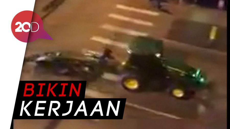 Video Pengejaran Traktor Curian di Colarado