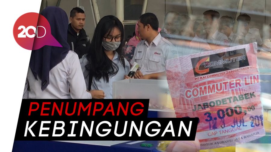 Kisruh Karcis KRL, Antrean Panjang Terlihat di Stasiun Bogor