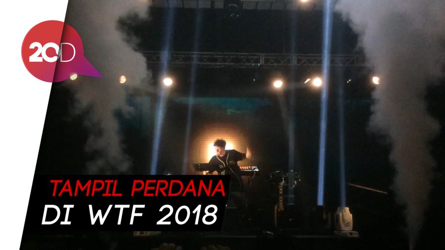 Penampilan Petit Biscuit yang Khas dengan iRig Padsnya