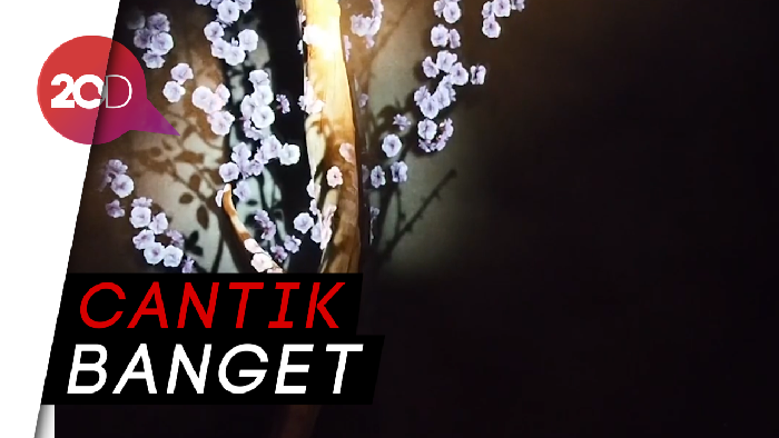 Cantik! Kolaborasi Santap Makanan dengan Virtual Reality