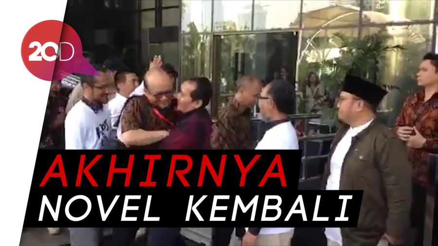 Momen Novel Digendong Pimpinan KPK