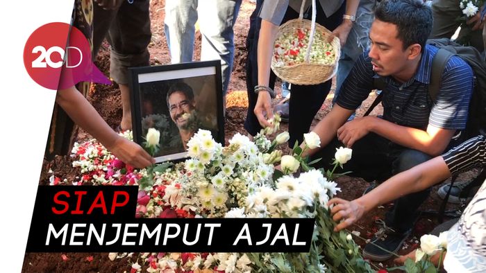 Tino Saroengallo Sempat Ucapkan I Love You pada Istri