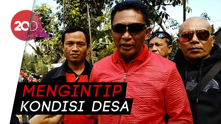 Cara Bacaleg PDIP Tarik Simpati Warga, Motoran ke Desa