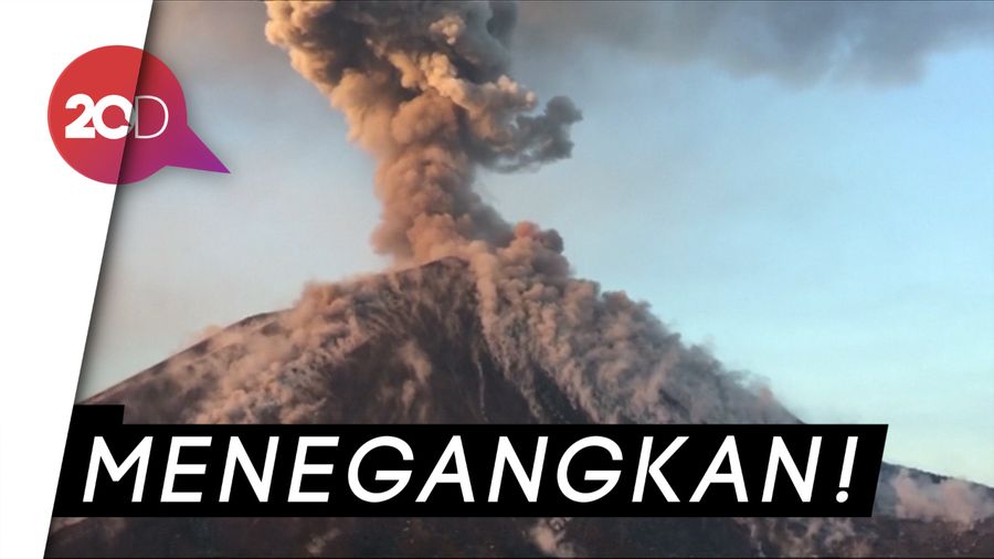 Potret Gunung Anak Krakatau Erupsi dan Muntahkan Lava Pijar