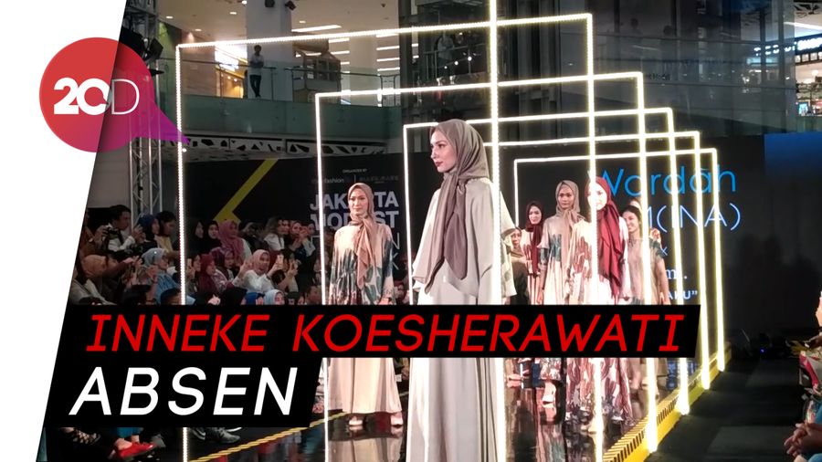 Absen di Acara Fashion Show, ke Manakah Inneke Koesherawati?