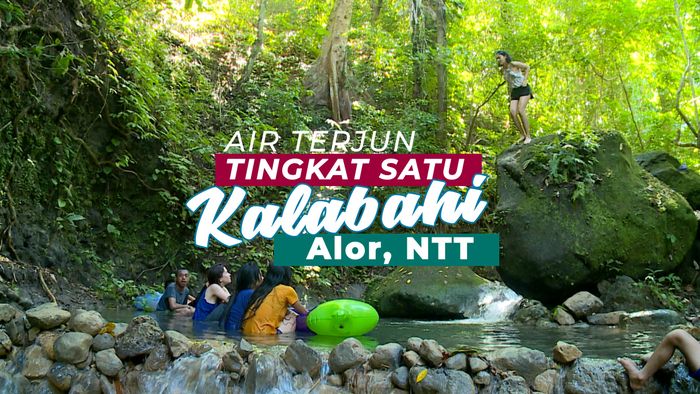 Sensasi Melompat Dari Air Terjun Tingkat Satu, Alor