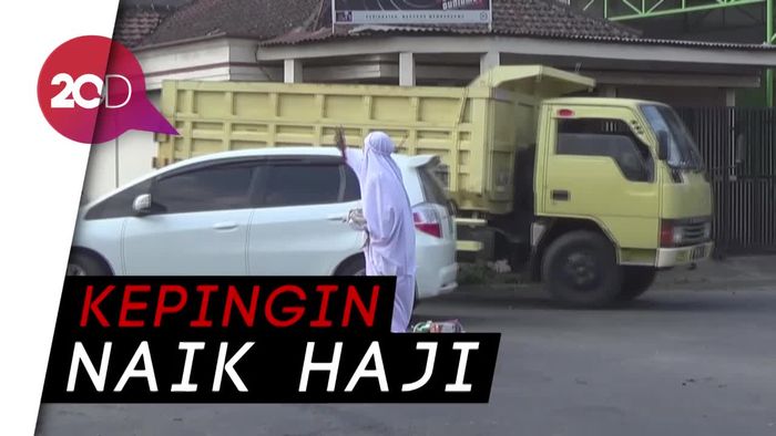 Gagal Haji, Nenek Mianah Stres dan Salat di Jalanan