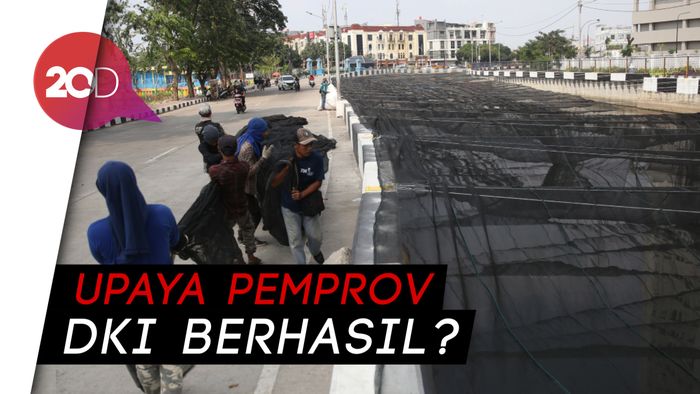 Anies Boleh Bangga, Warga Tak Lagi Keluhkan Bau di Kali Sentiong