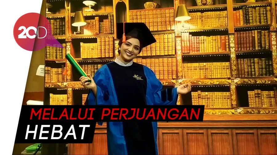 Selamat! Ashanty Lulus S2 dengan Nilai Memuaskan