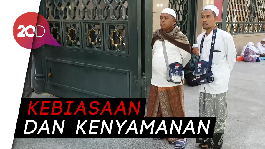 Budaya Sarungan Tak Bisa Lepas dari Jemaah Haji Indonesia