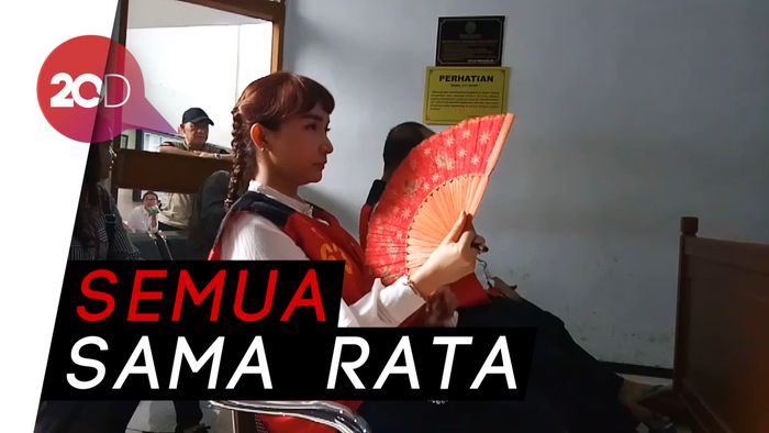 Mendekam di Rutan, Roro Fitria Pernah Ditawari Fasilitas Mewah? 