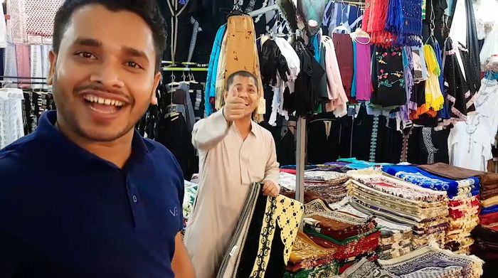 Cara Unik Pedagang Madinah Jajakan Dagangannya