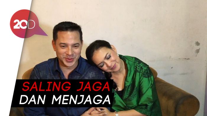 Rahasia Kekompakan Ira Wibowo dan Ari Wibowo
