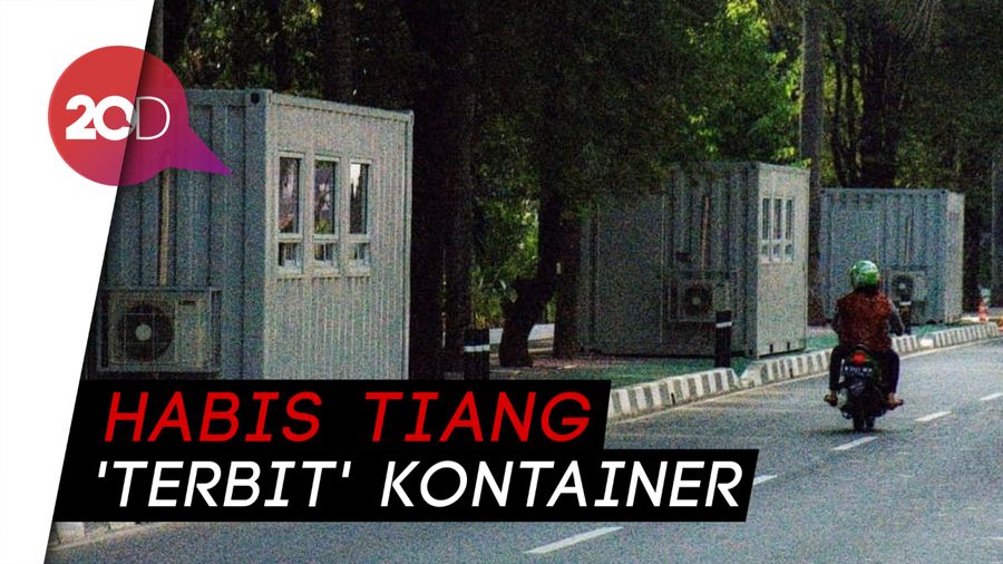 Viral! Kontainer Tutup Jalur Sepeda di Senayan