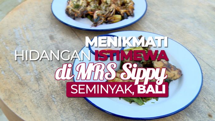Menikmati Hidangan disamping Kolam Mrs. Sippy