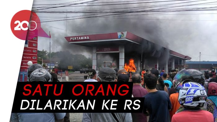 Horor! Mobil Terbakar di SPBU saat Isi Pertalite
