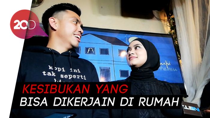 Kerja Sambil Quality Time! Begini Konsep Keluarga ala Ayu-Ditto