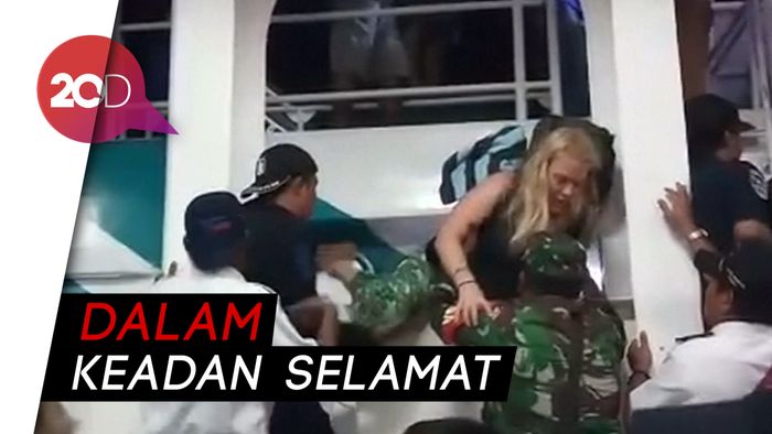 Pasca Gempa 8.381 Wisatawan Dievakuasi dari Tiga Gili di Lombok 