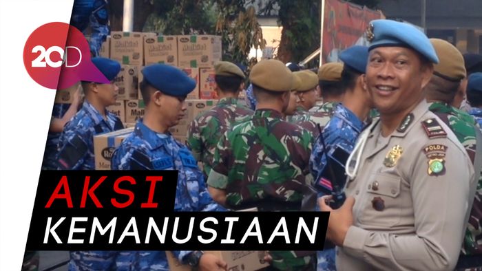 TNI-Polri Kirim Bantuan ke Korban Gempa Lombok 