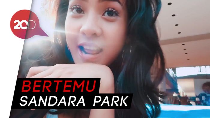 Bikin Iri! Lihat Anya Geraldine Didandani Seung Yoon WINNER