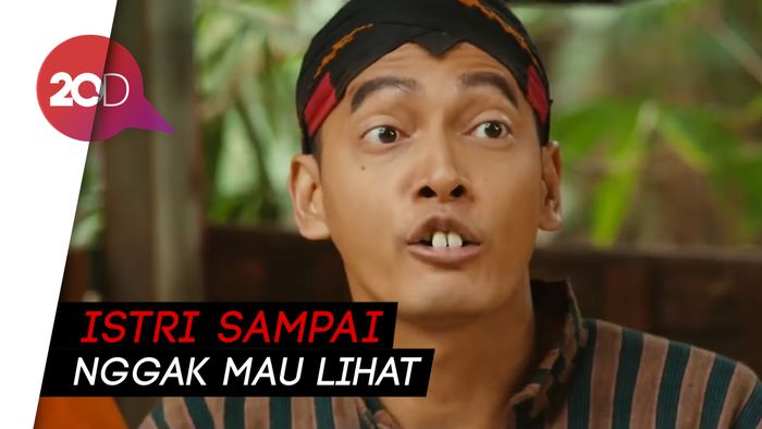 Fedi Nuril Geli Perani Pria Culun Bergigi Kelinci