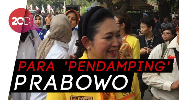 Titiek Soeharto dan AHY Dampingi Prabowo ke KPU