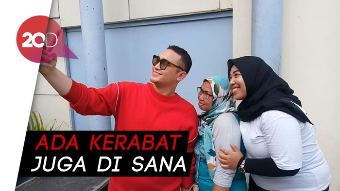 Gilang Dirga Ikut Galang Dana untuk Korban Gempa di Lombok