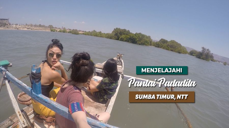 Menjelajahi Pantai Padadita Sumba Timur