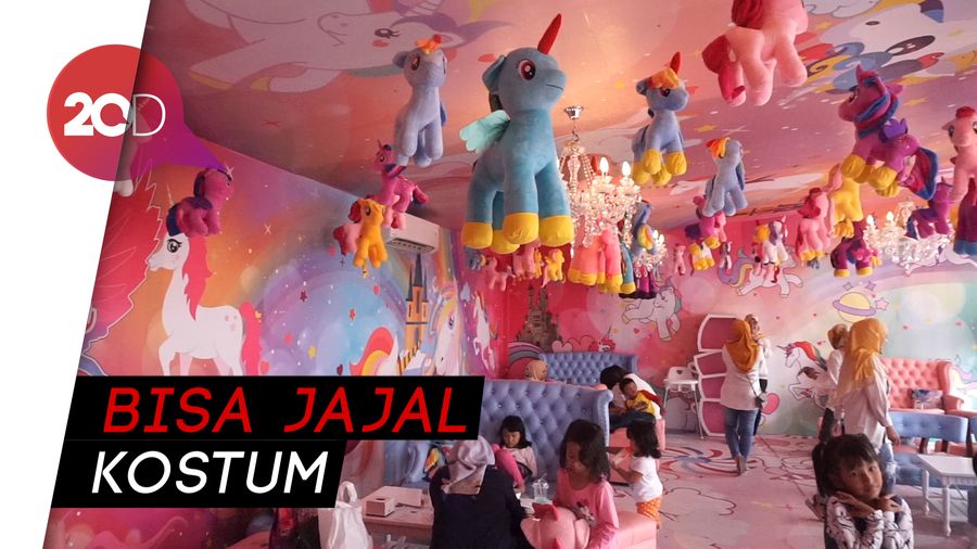 Asyik! Makan Chicken Crispy hingga Donat Ditemani Unicorn