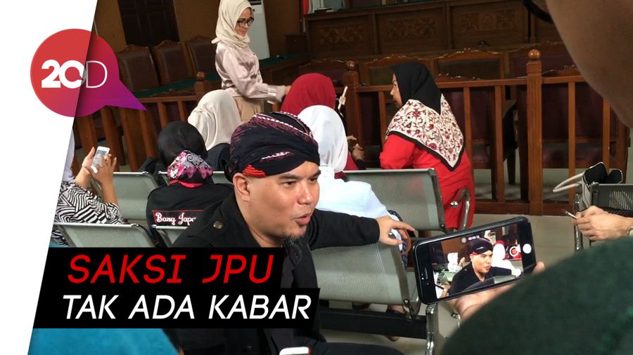 Sidang Ujaran Kebencian Ahmad Dhani Ditunda Lagi