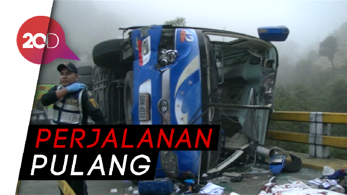 Bus Fans Barcelona Kecelakaan, 12 Tewas