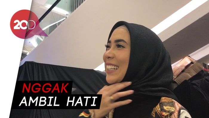 Netizen Sempat Buat Fitri Tropica Ragu Berhijab