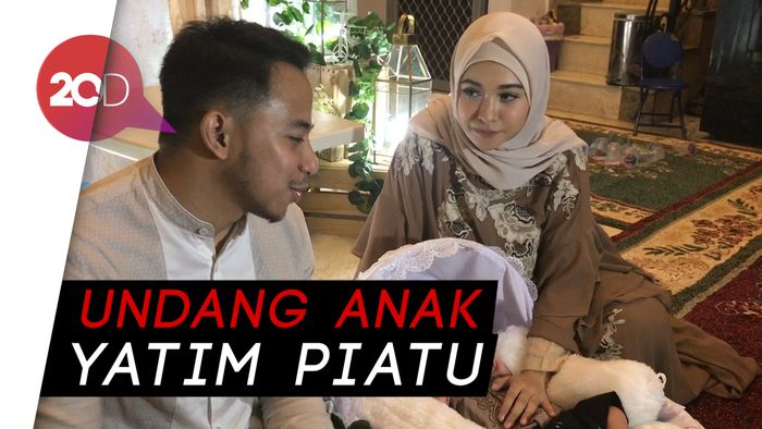 Poppy Bunga Gelar Akikah Anak Kedua