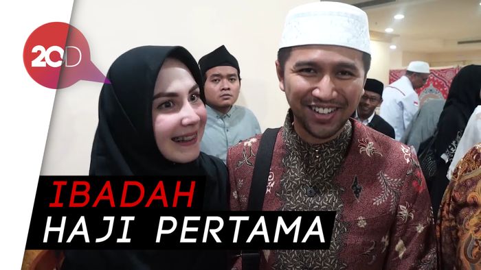 Arumi Bachsin Akan Naik Haji Bareng Suami
