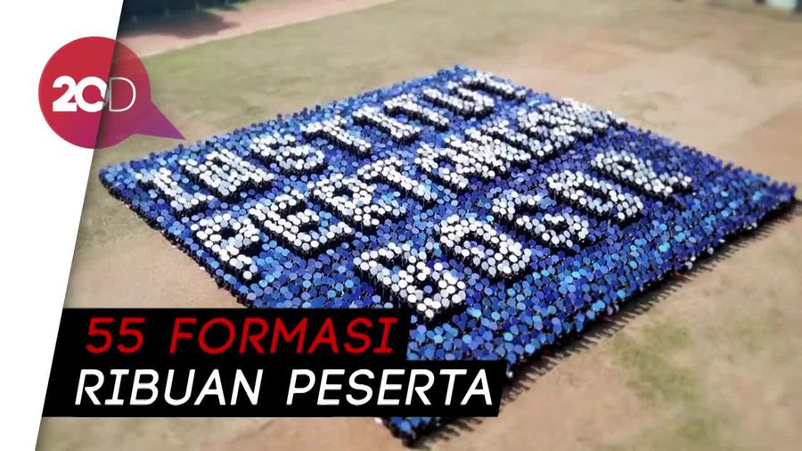 Kece! Mahasiswa Baru IPB Pecahkan Rekor 3D Formasi Tingkat Dunia 