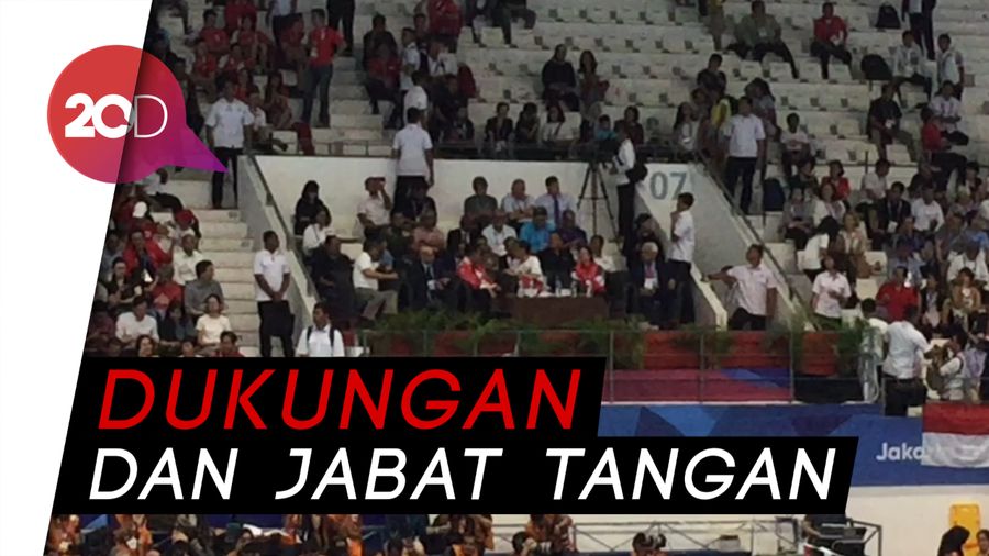 Akrabnya Jokowi dan Sandiaga Nonton Final Renang Asian Games