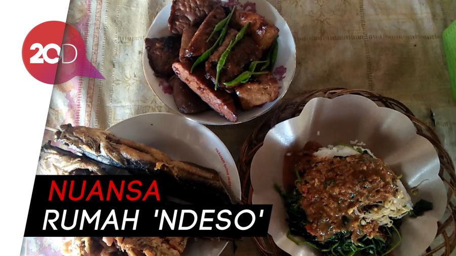 Sedapnya Menyantap Sego Pecel Semanggi Buatan Mbah Warno 
