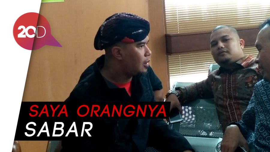 Sidang Ditunda Lagi, Ahmad Dhani Santai