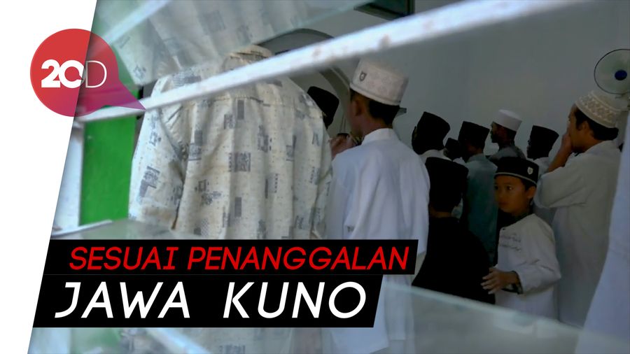 Jemaah Aboge Khusyuk Salat Idul Adha Hari ini