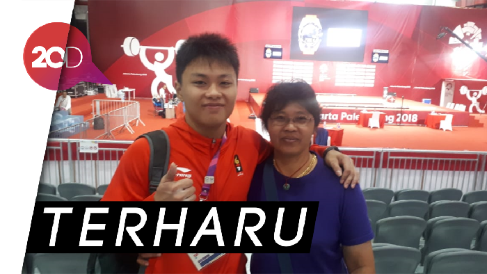 Lifter Makassar Ini Hampir Menangis saat Bertanding