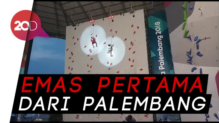 Momen Aries Susanti ‘Melesat’ dan Raih Emas di Panjat Tebing