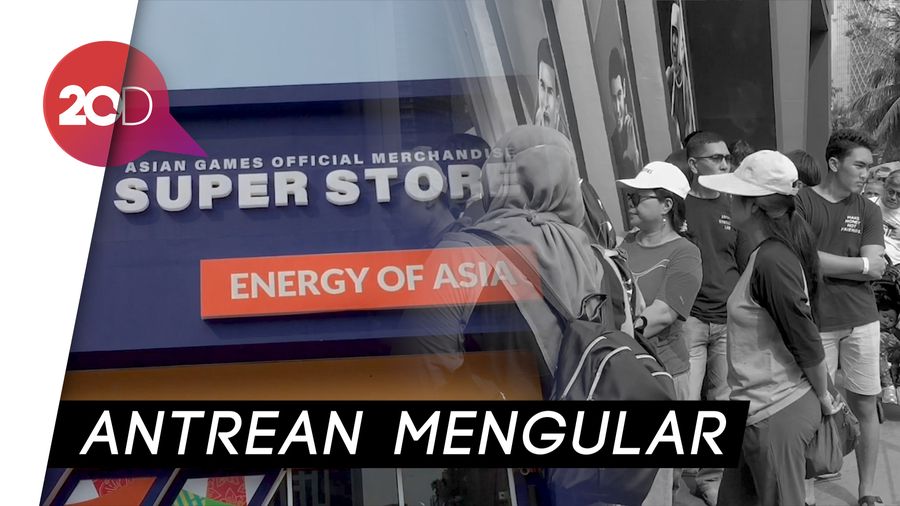 Rela Panas-panasan Demi Suvenir Asian Games 