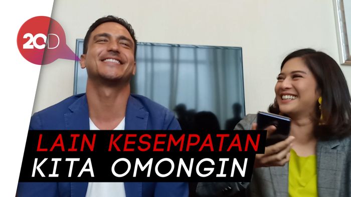 Senyum Semringah Hamish Daud Saat Ditanya Kehamilan Raisa
