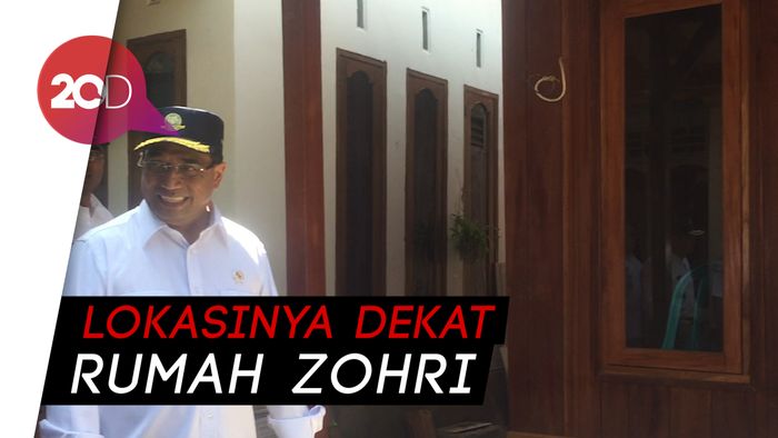 Dibantu UGM, Menhub Bangun 50 Rumah di Lombok